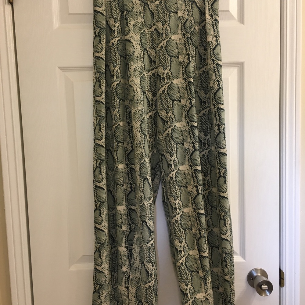 Snake Print Wide-Leg Pants, size M